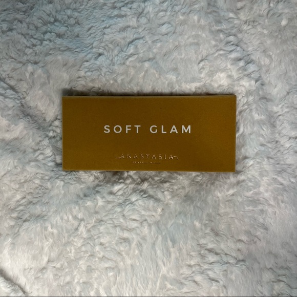 soft glam pallet